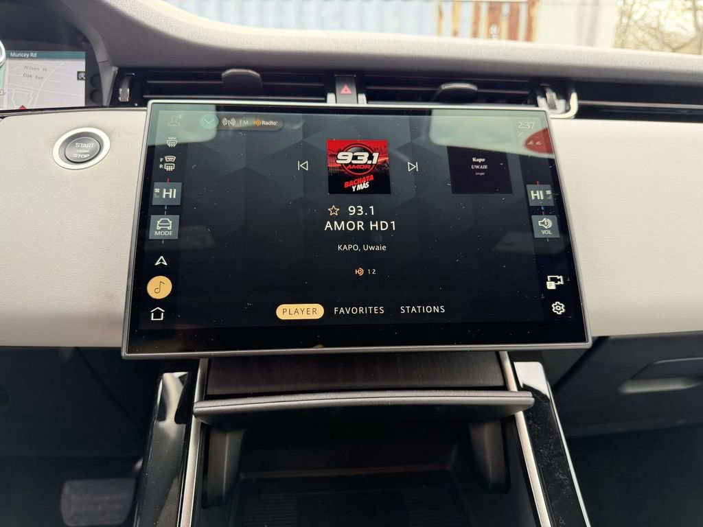 Used 2026 Land Rover Range Rover Evoque S image 23