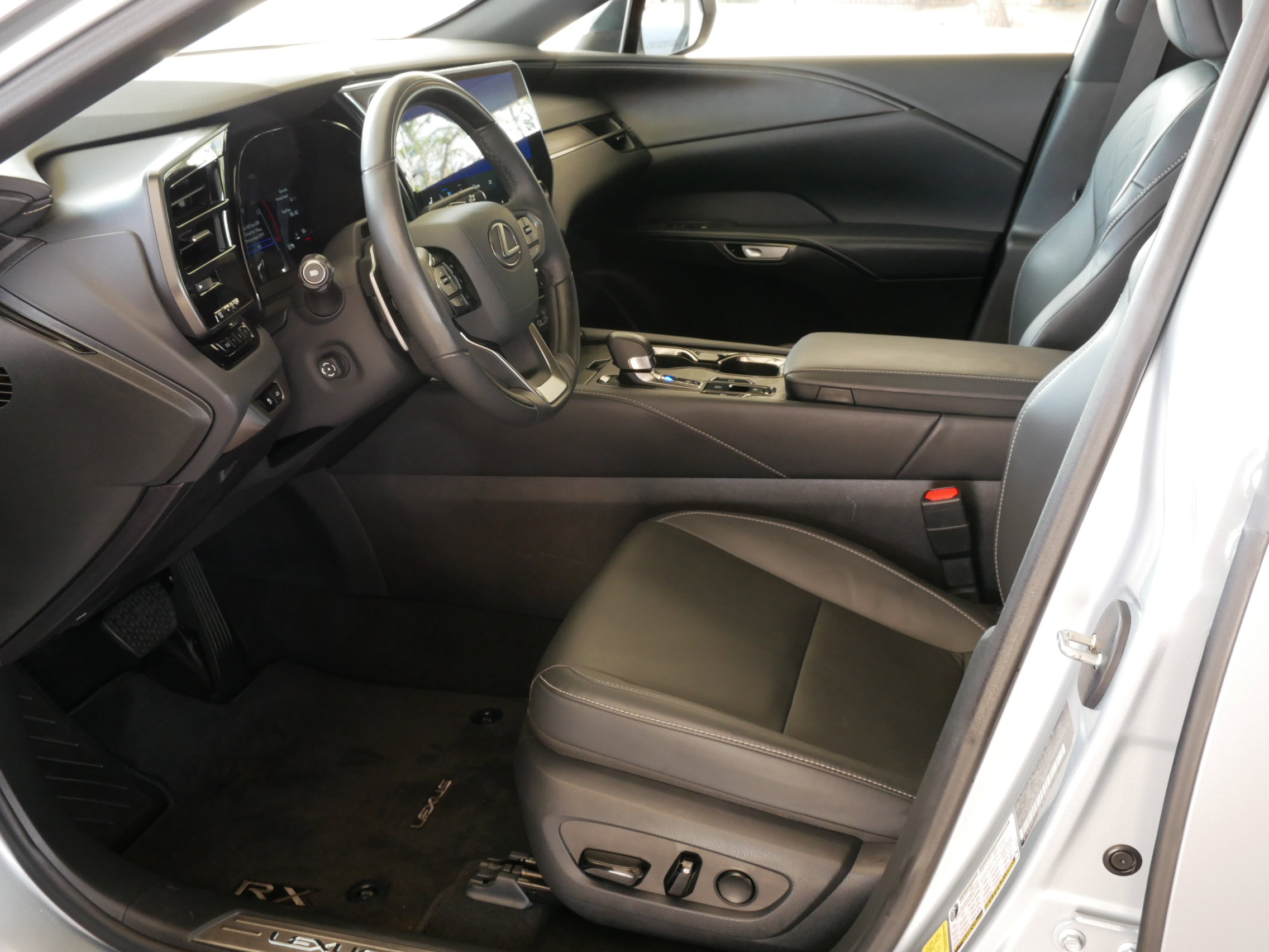 Certified 2025 Lexus RX 350 Premium w/ Convenience Package image 4