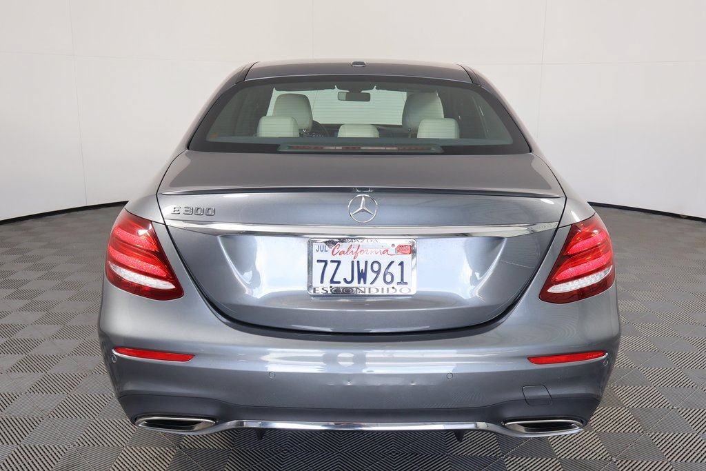 Used 2017 Mercedes-Benz E 300 image 5
