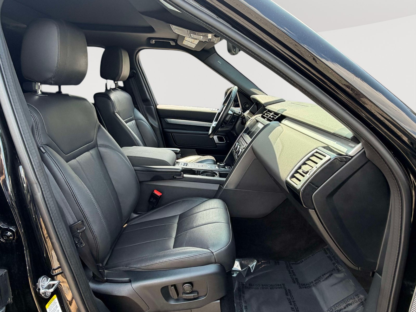 Used 2020 Land Rover Discovery Landmark AWD/4WD image 28