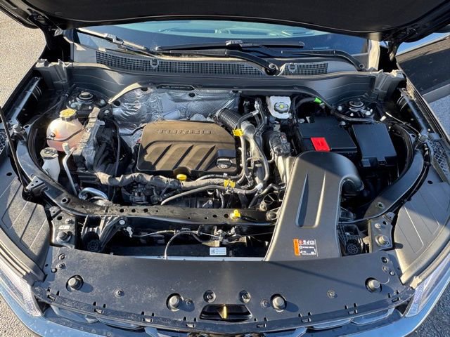 Used 2025 Chevrolet Trax RS w/ Sunroof Package image 31