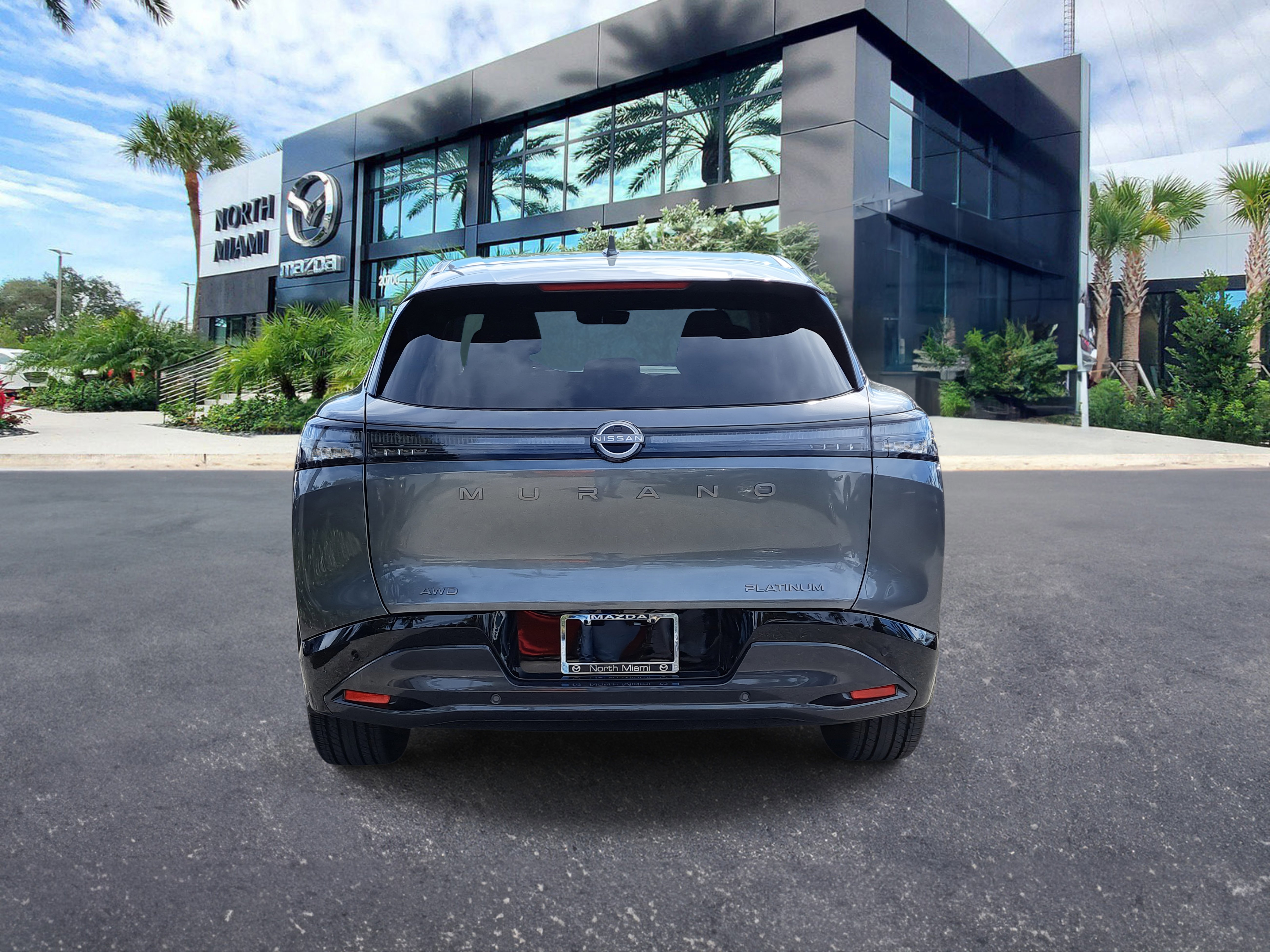 Used 2025 Nissan Murano Platinum w/ Cargo Package image 4