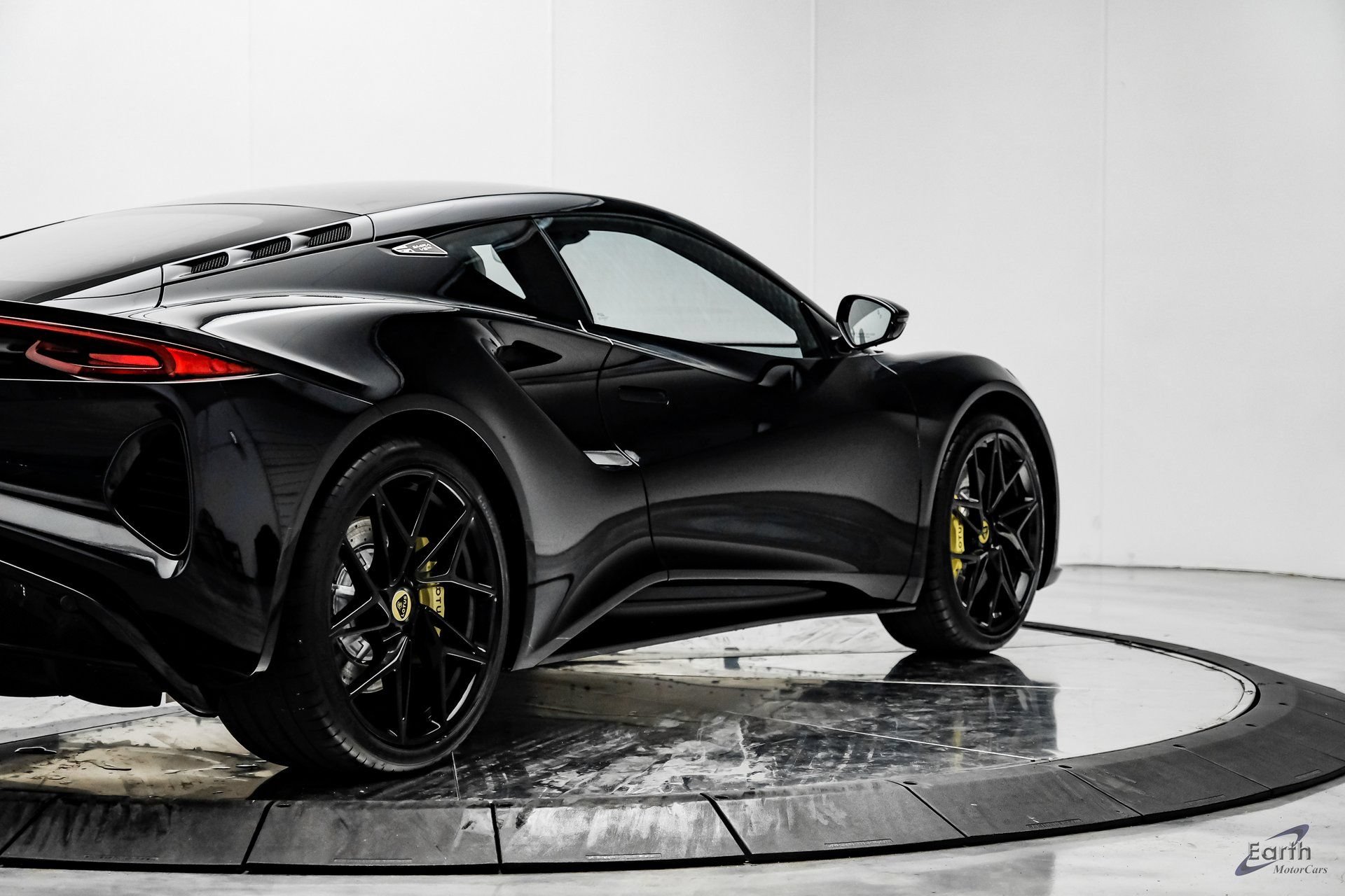 New 2026 Lotus Emira RWD image 20