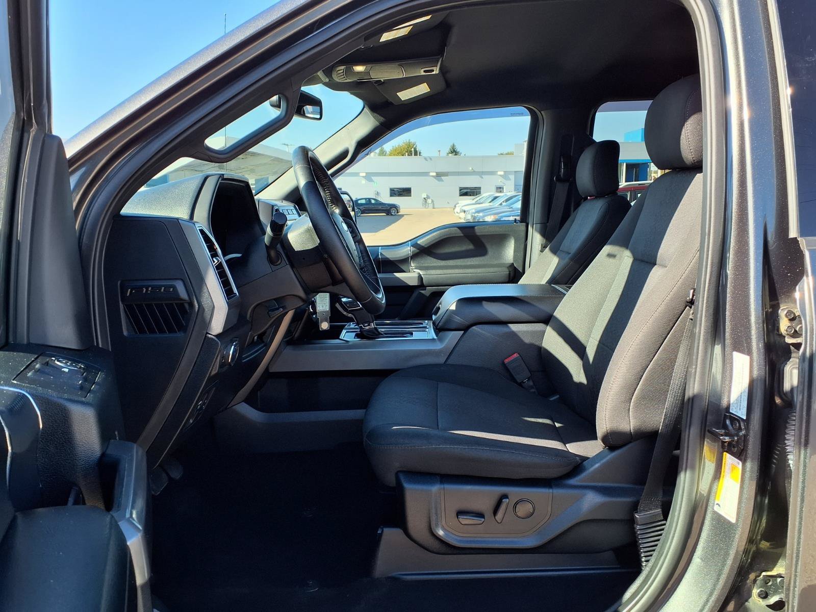 Used 2020 Ford F150 XLT w/ Equipment Group 302A Luxury AWD/4WD image 18