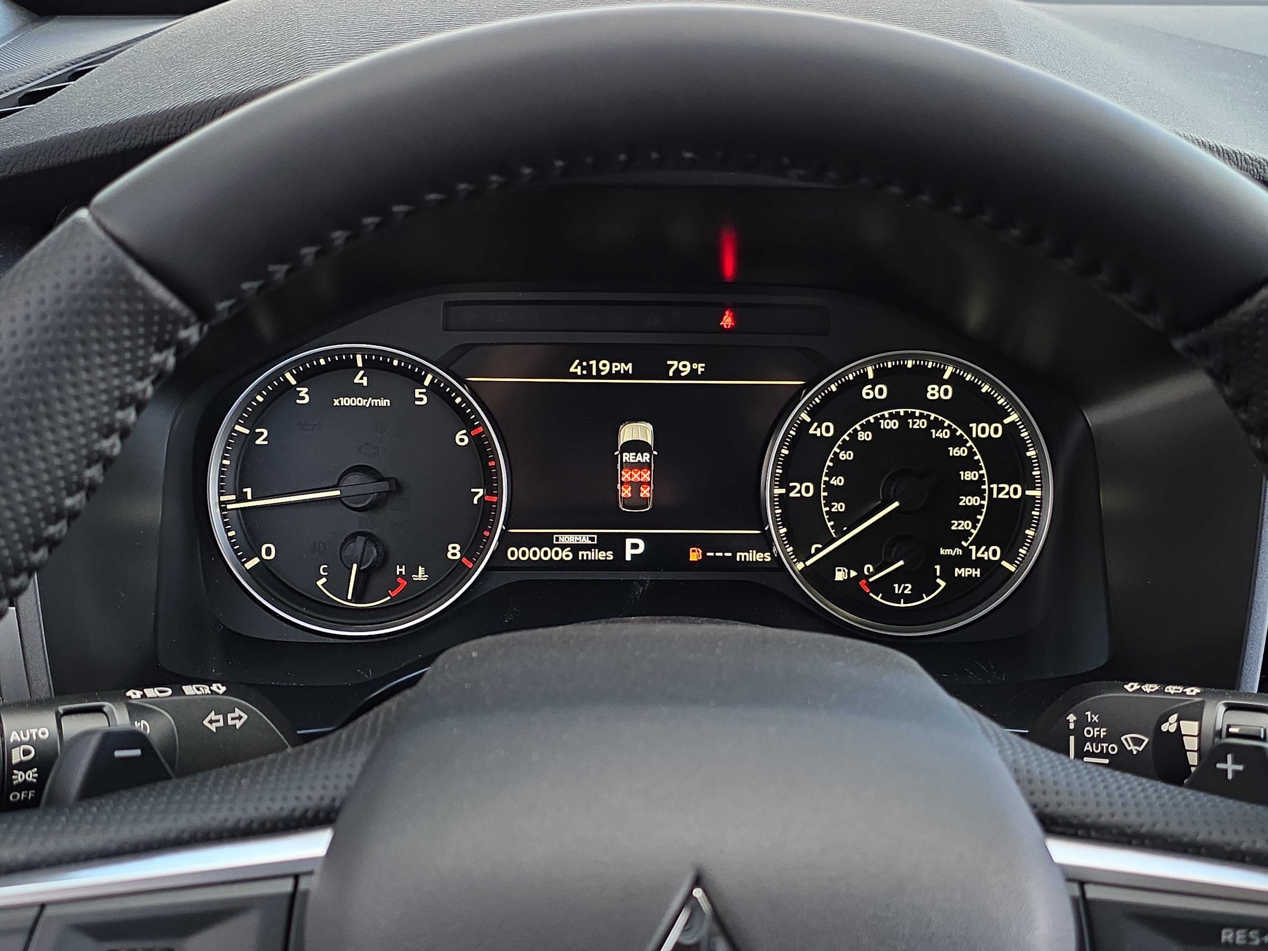 New 2026 Mitsubishi Outlander LE FWD image 18