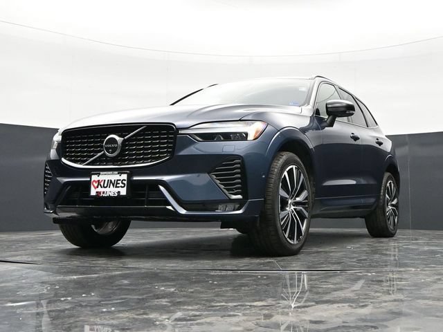 Used 2025 Volvo XC60 B5 Plus AWD/4WD image 37