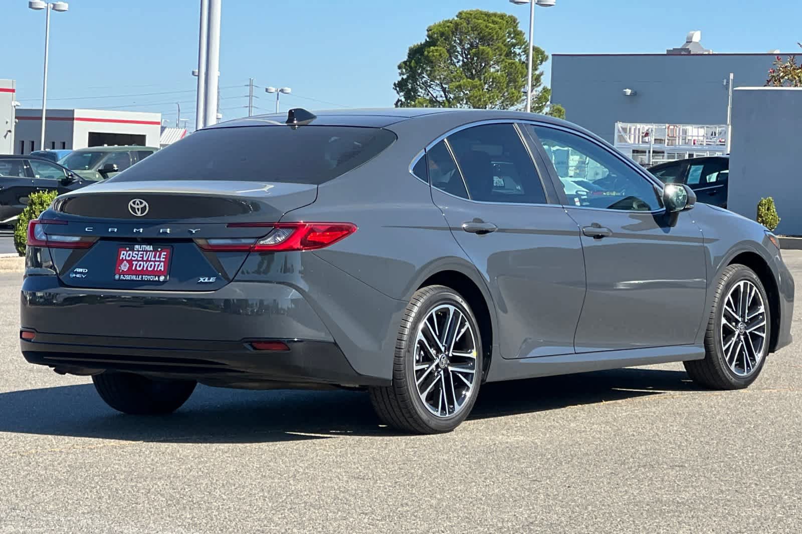 Used 2025 Toyota Camry XLE w/ Premium Package AWD/4WD video 2