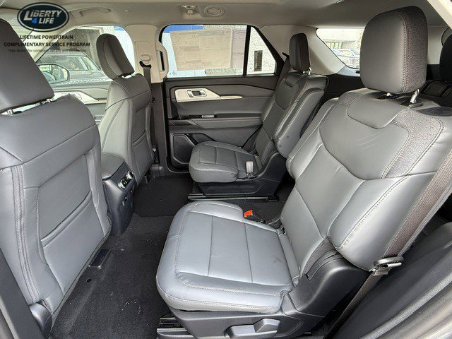 New 2026 Ford Explorer Active w/ Active Comfort Package AWD/4WD image 13