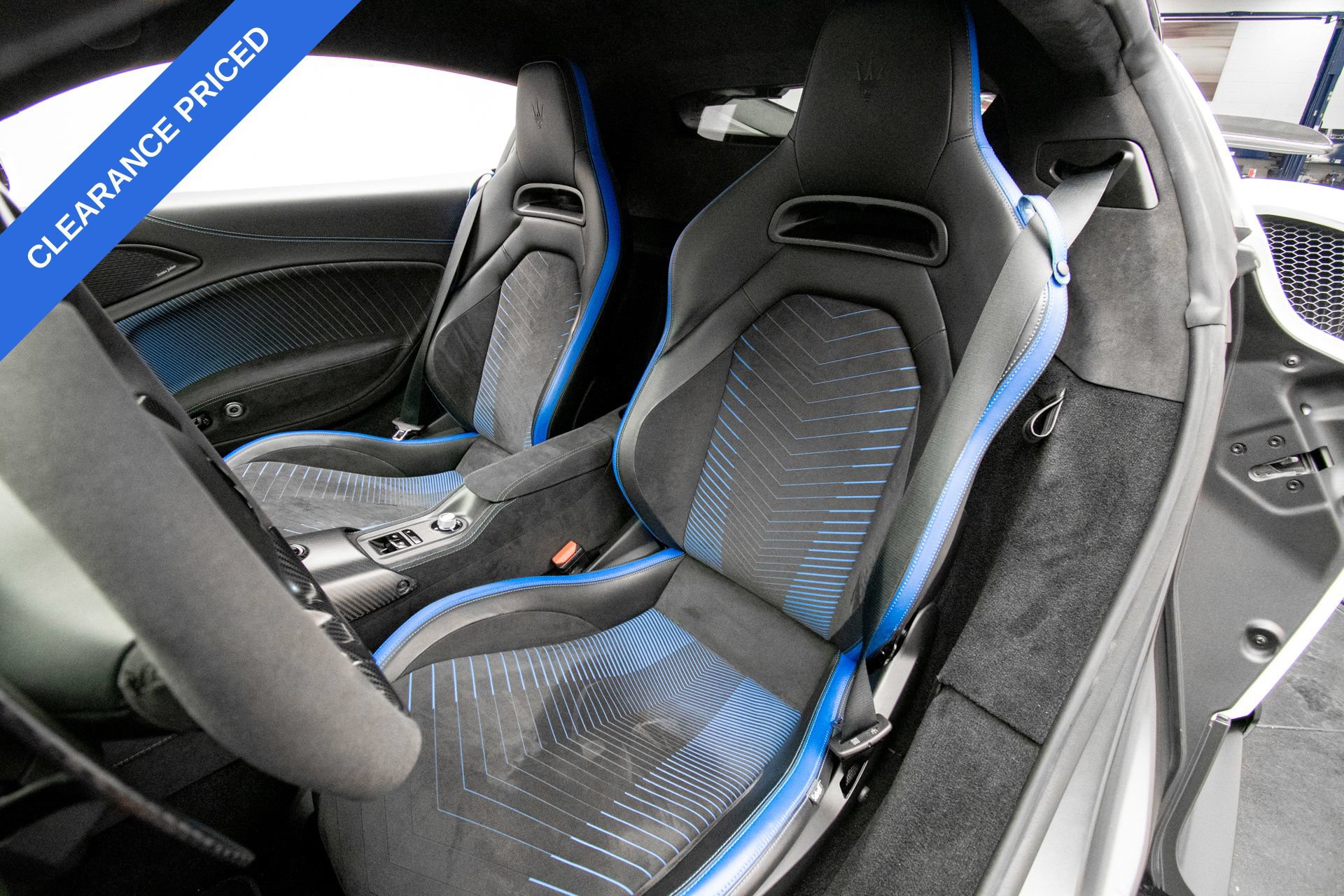 Used 2022 Maserati MC20 Coupe RWD image 11
