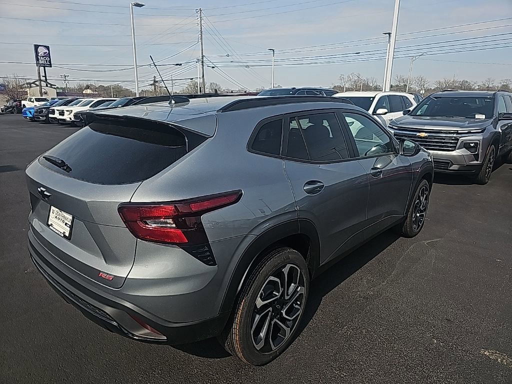 New 2026 Chevrolet Trax RS w/ Sunroof Package image 5