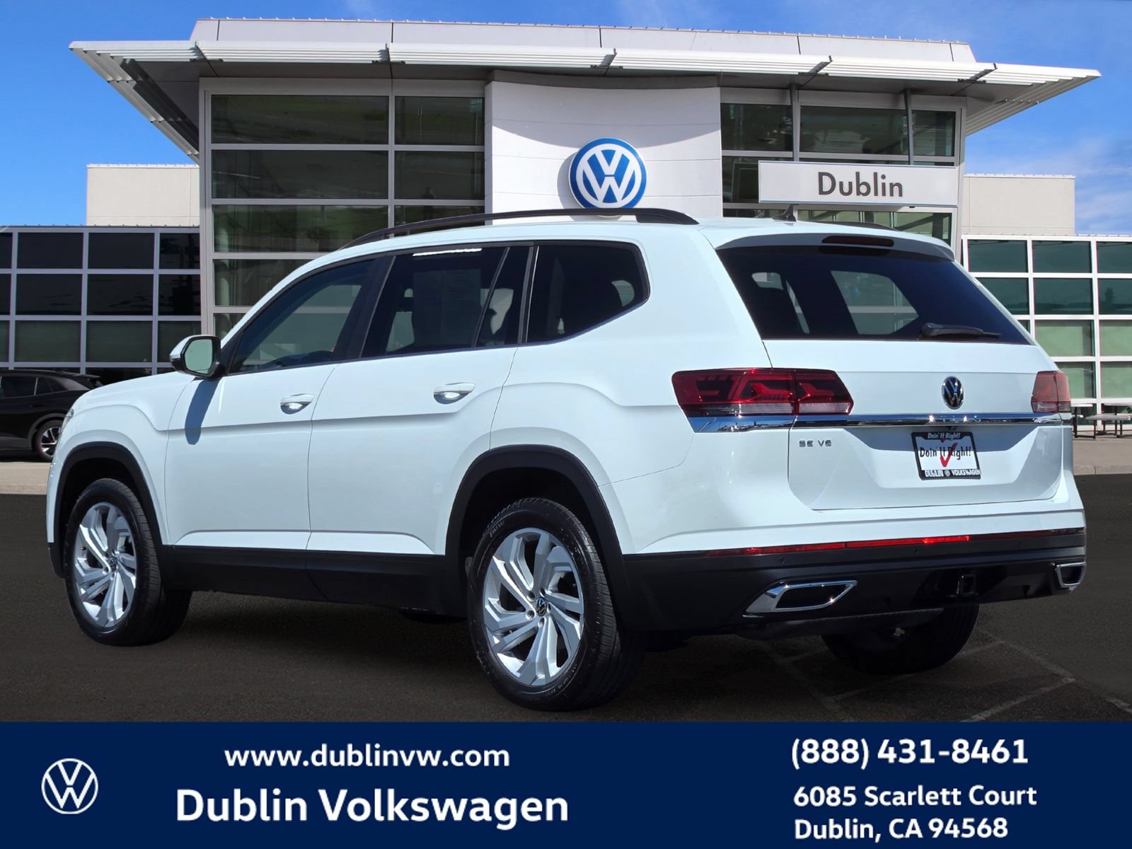 Certified 2023 Volkswagen Atlas SE w/ Panoramic Sunroof Package FWD image 6
