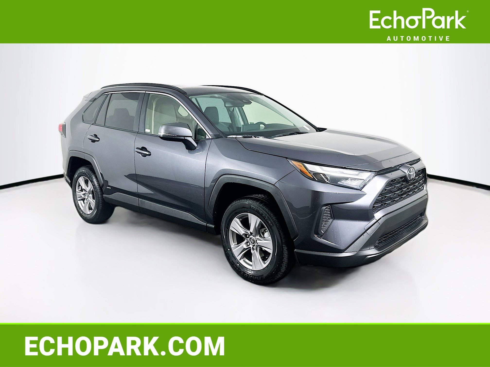 Used 2025 Toyota RAV4 XLE w/ Convenience Package image 1
