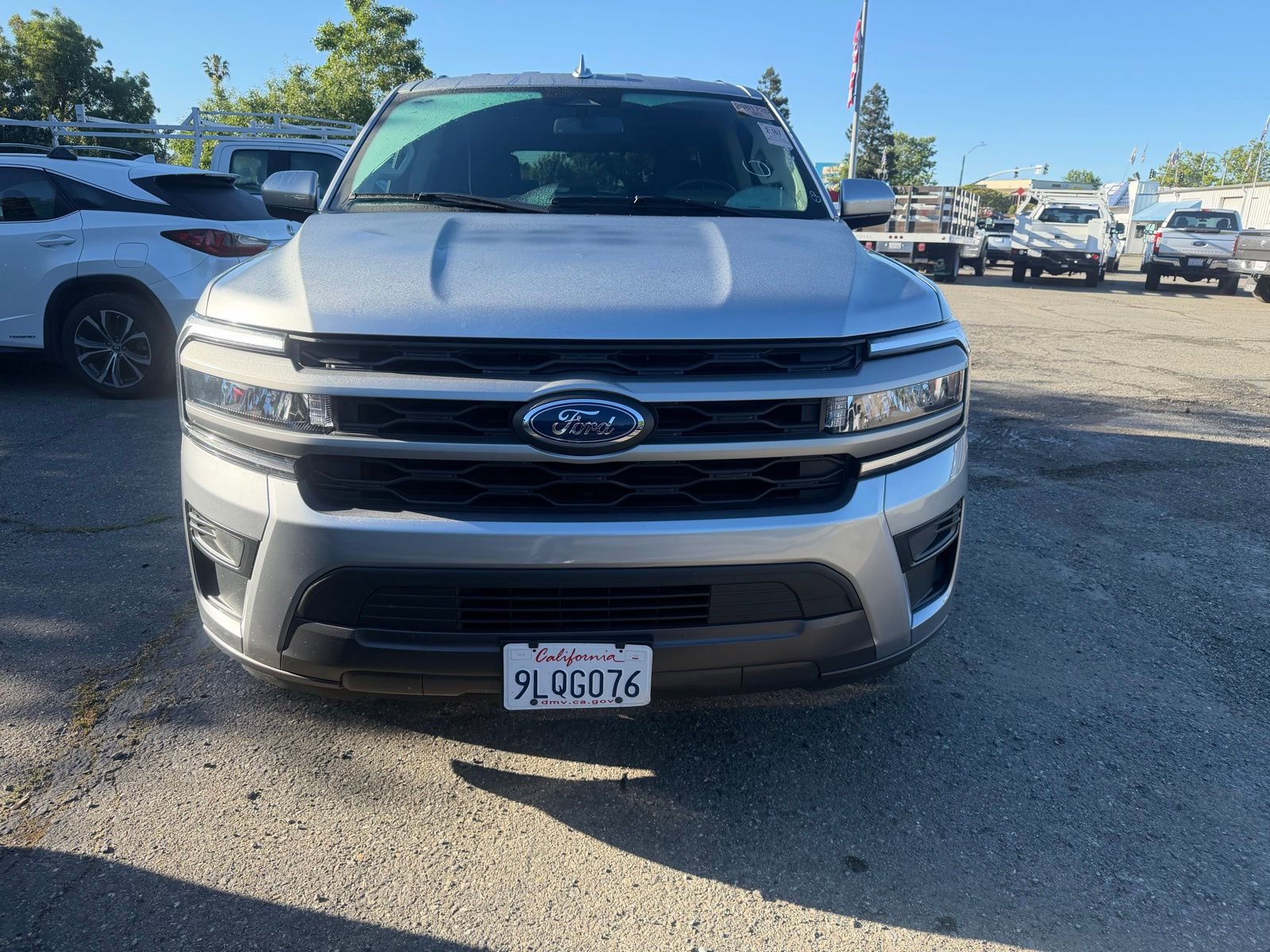Used 2024 Ford Expedition XLT AWD/4WD image 8