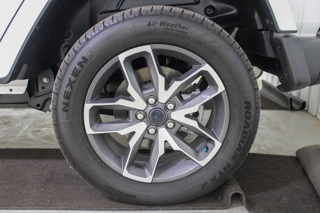 Used 2024 Jeep Wrangler Unlimited image 29