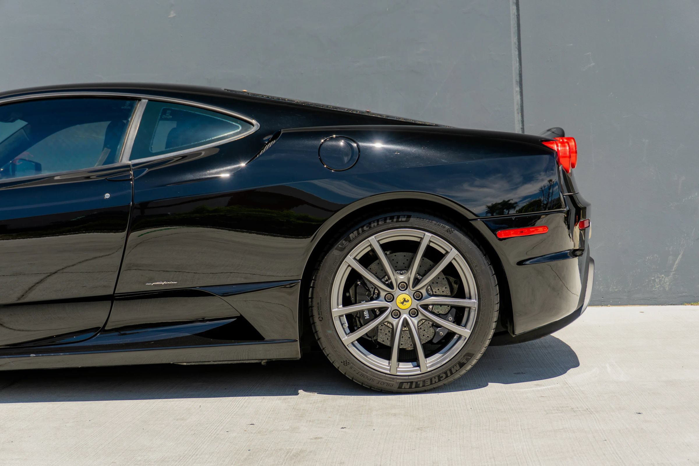 Used 2008 Ferrari F430 Scuderia RWD image 19