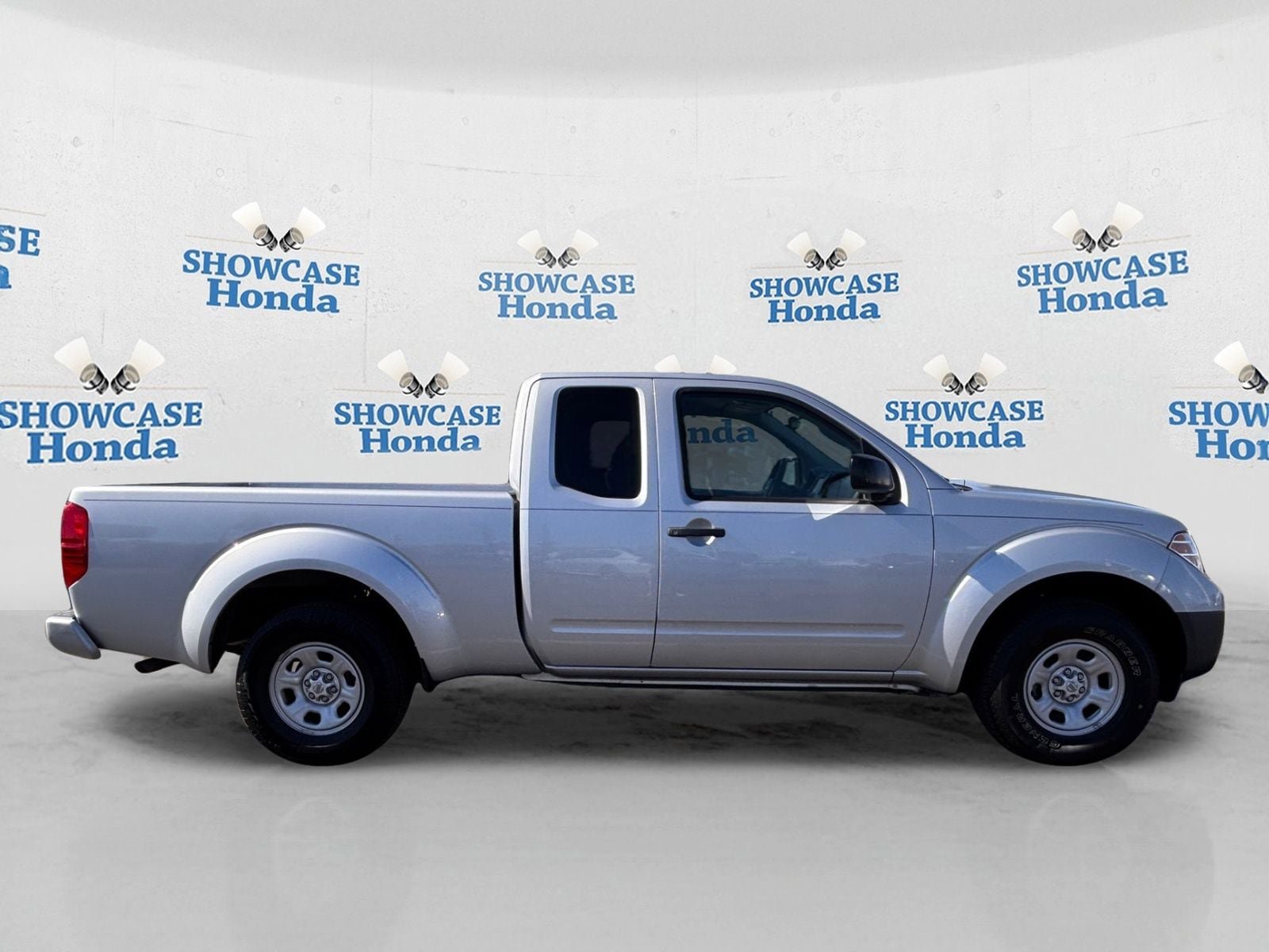 Used 2019 Nissan Frontier S RWD image 9