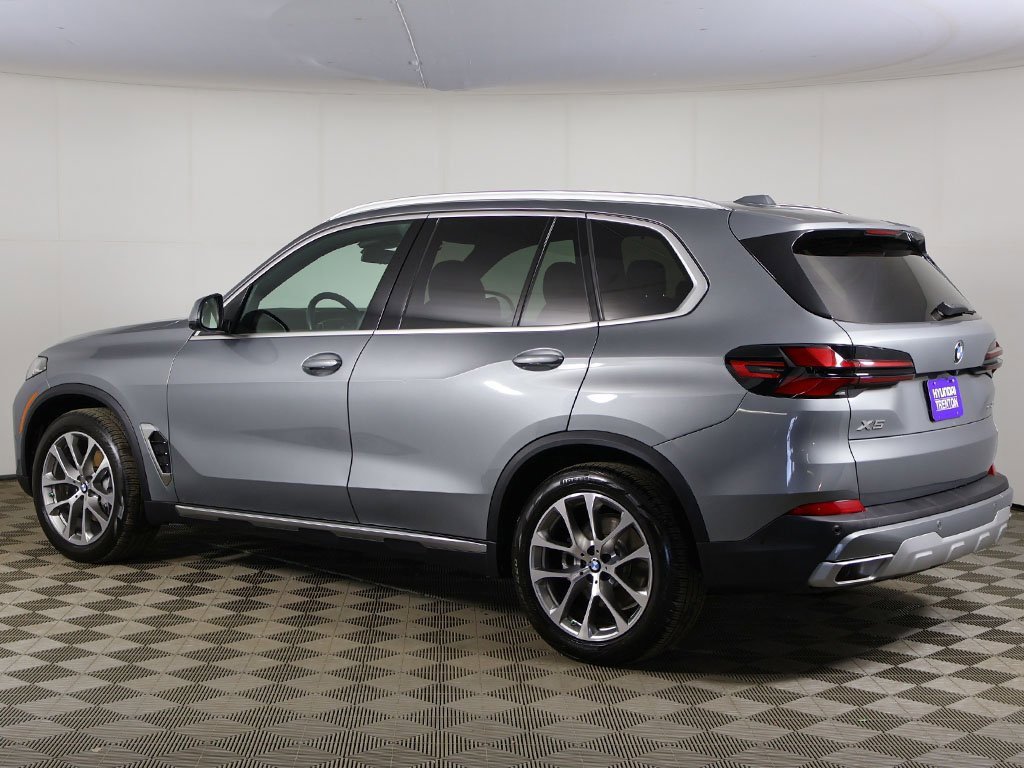 Used 2024 BMW X5 xDrive40i image 12