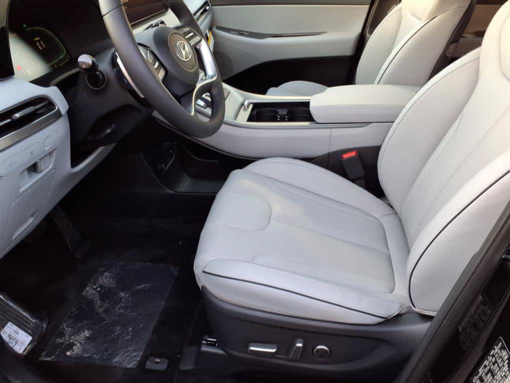 Certified 2025 Hyundai Palisade SEL FWD image 21