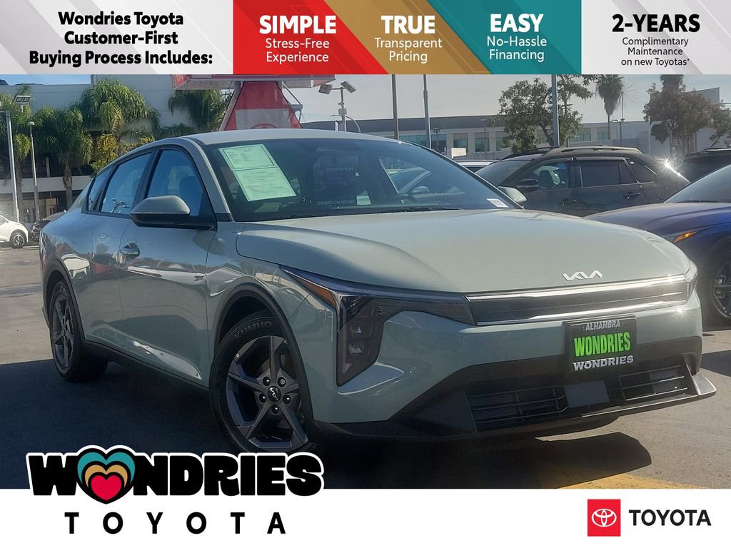 Used 2025 Kia K4 LXS