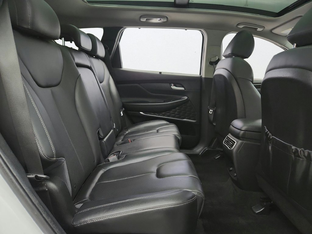Used 2023 Hyundai Santa Fe SEL Premium w/ Cargo Package AWD/4WD image 32