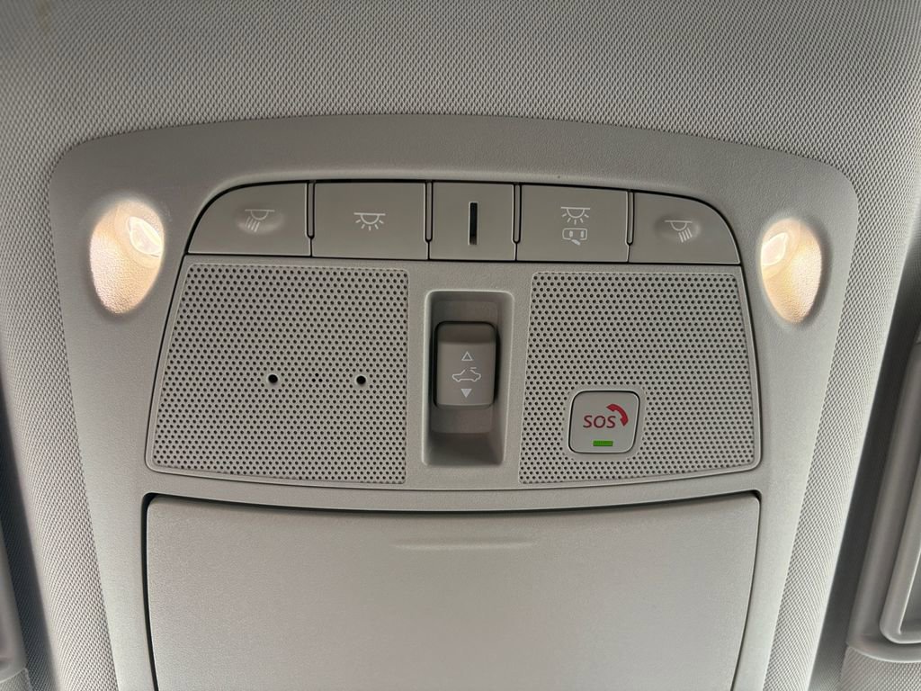 Used 2022 Nissan Armada Platinum w/ Captain's Chairs Package image 26