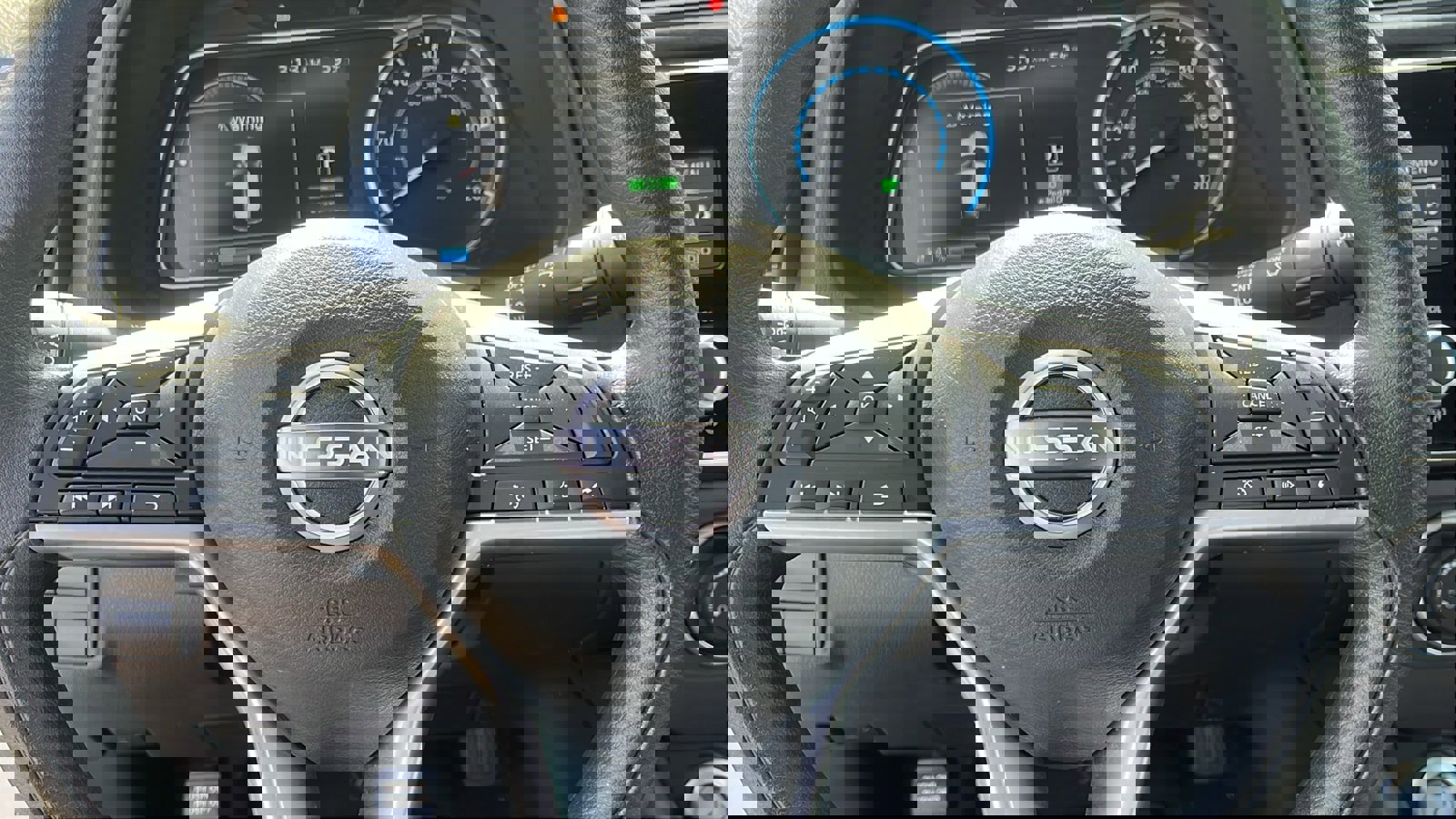 Used 2023 Nissan Leaf S FWD image 13