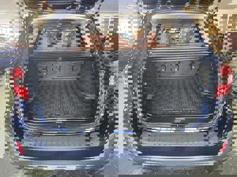 Used 2018 Subaru Outback 3.6R Touring image 37