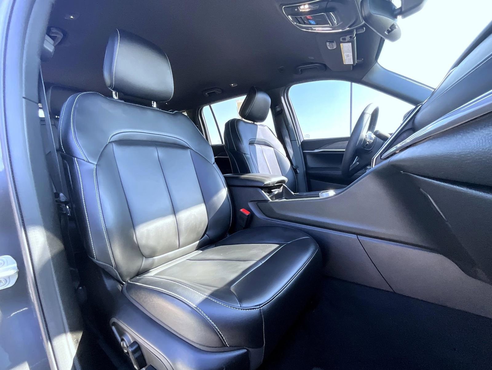 Used 2024 Jeep Grand Cherokee L Limited image 16