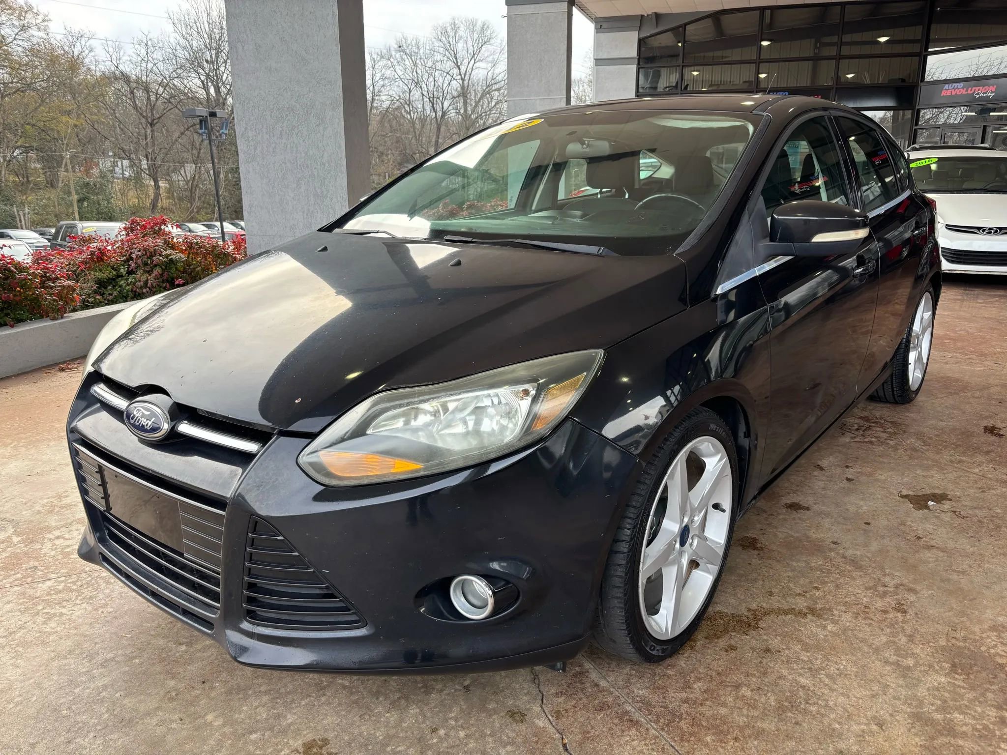Used 2012 Ford Focus Titanium w/ Titanium Handling Pkg image 3
