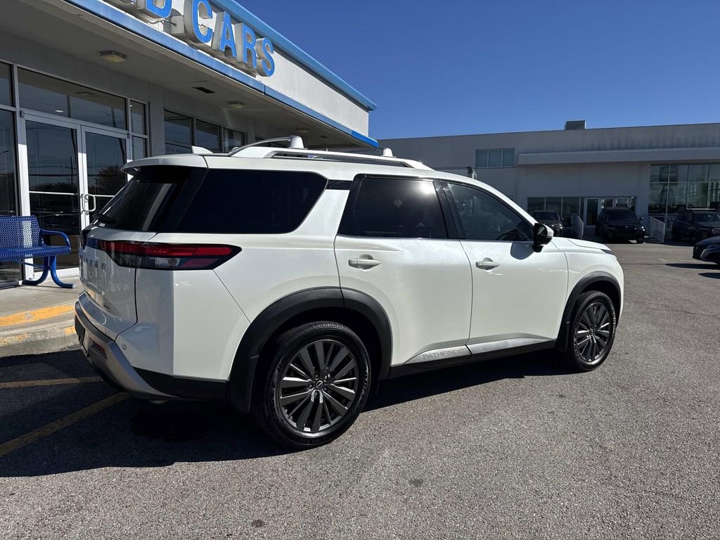 Used 2022 Nissan Pathfinder SL w/ SL Premium Package image 8