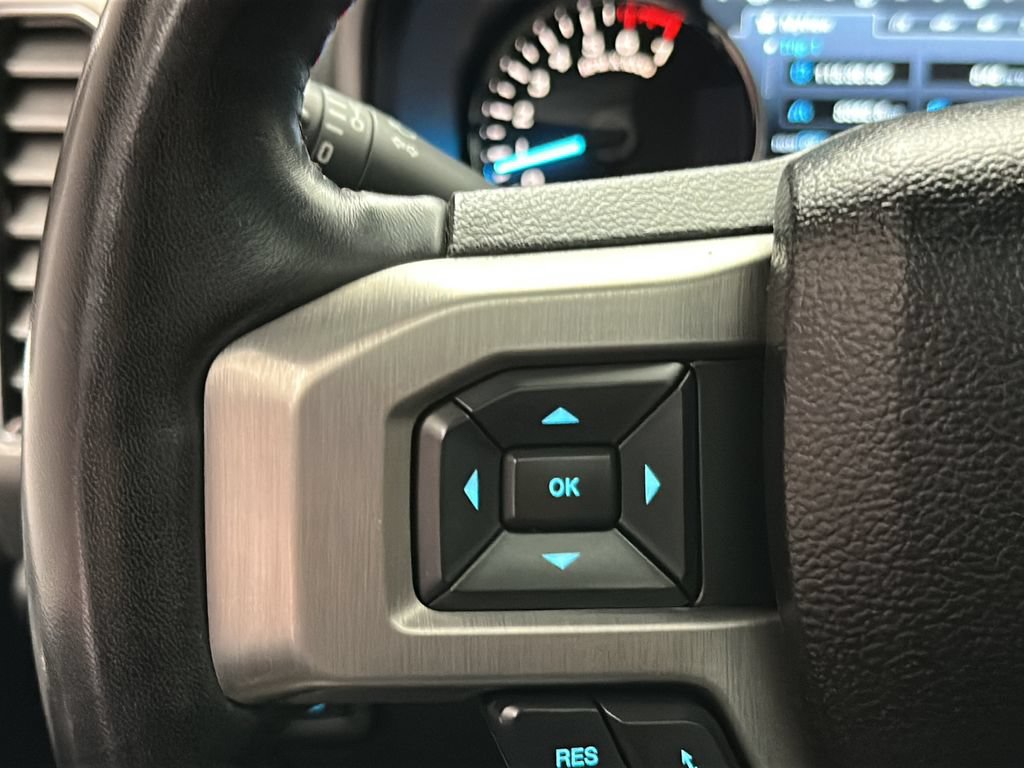 Used 2018 Ford F150 Platinum w/ Equipment Group 701A Luxury AWD/4WD image 25