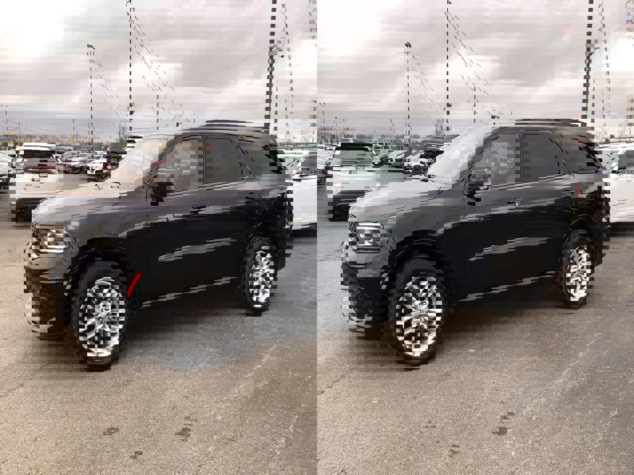 Used 2024 Dodge Durango GT image 3
