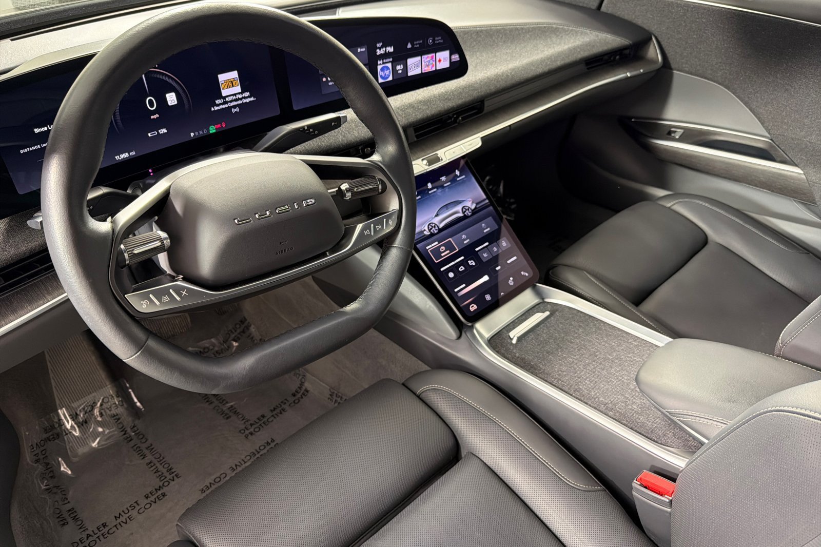 Used 2024 Lucid Air Touring AWD/4WD image 9