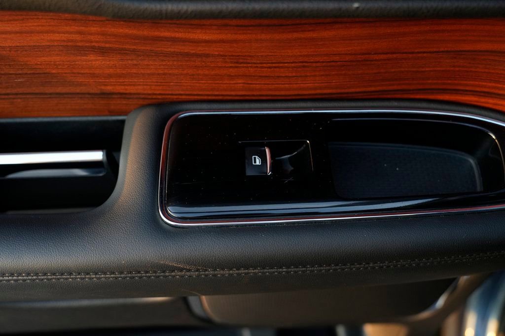 Used 2019 Lincoln Navigator Select image 33