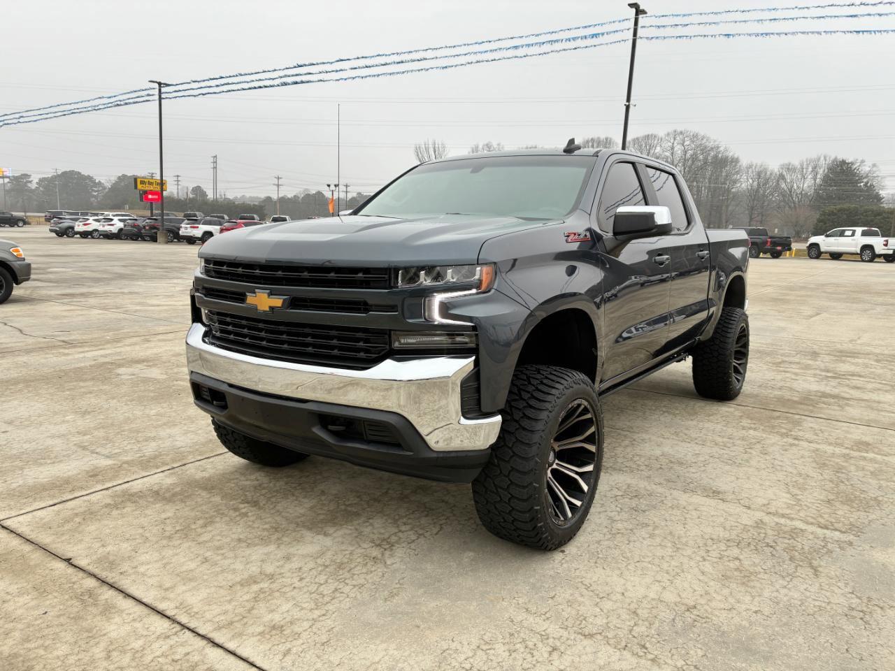 Used 2021 Chevrolet Silverado 1500 LT w/ Texas Edition Plus AWD/4WD image 2