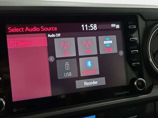 Certified 2022 Toyota Tacoma TRD Off-Road AWD/4WD image 18