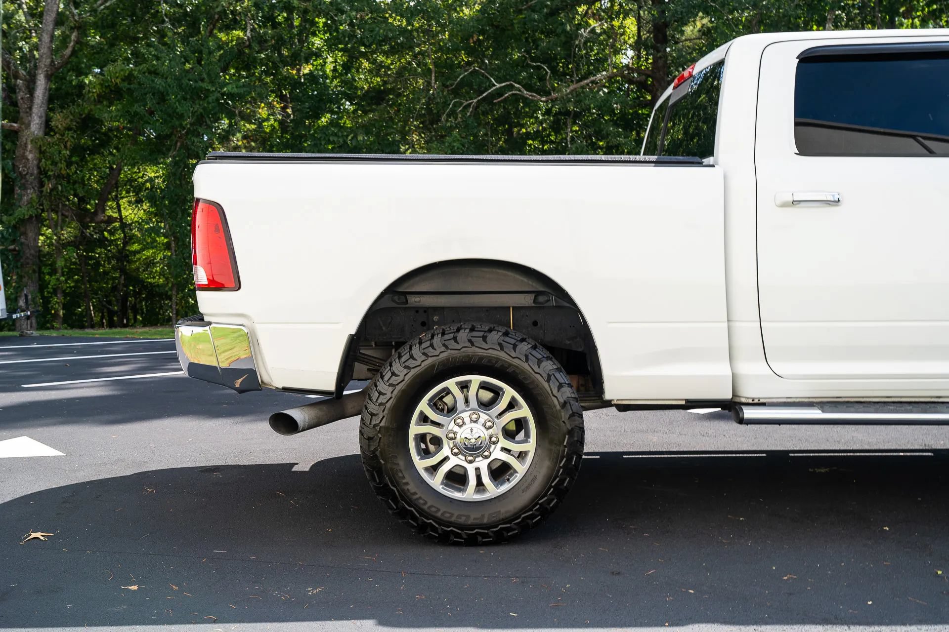 Used 2015 RAM 3500 SLT AWD/4WD image 9