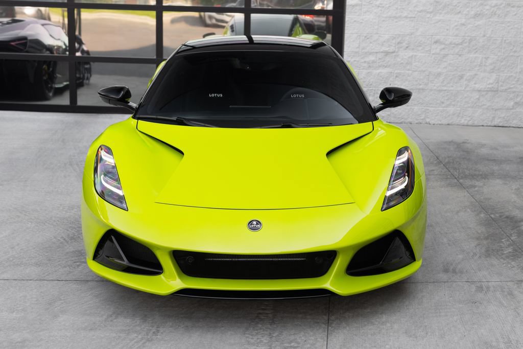 Used 2025 Lotus Emira RWD image 4