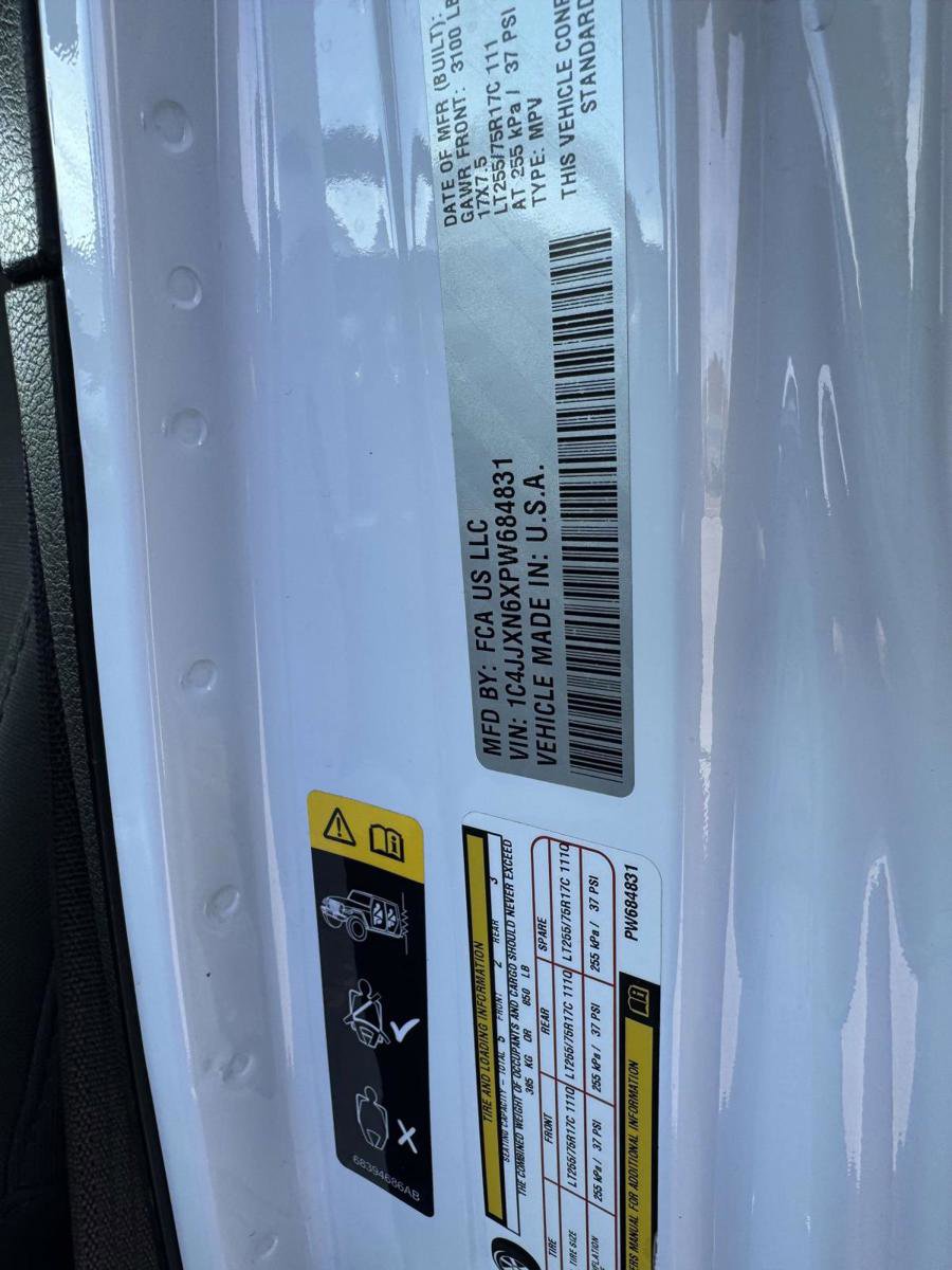 Used 2023 Jeep Wrangler Unlimited w/ 8.4" Radio Group image 20