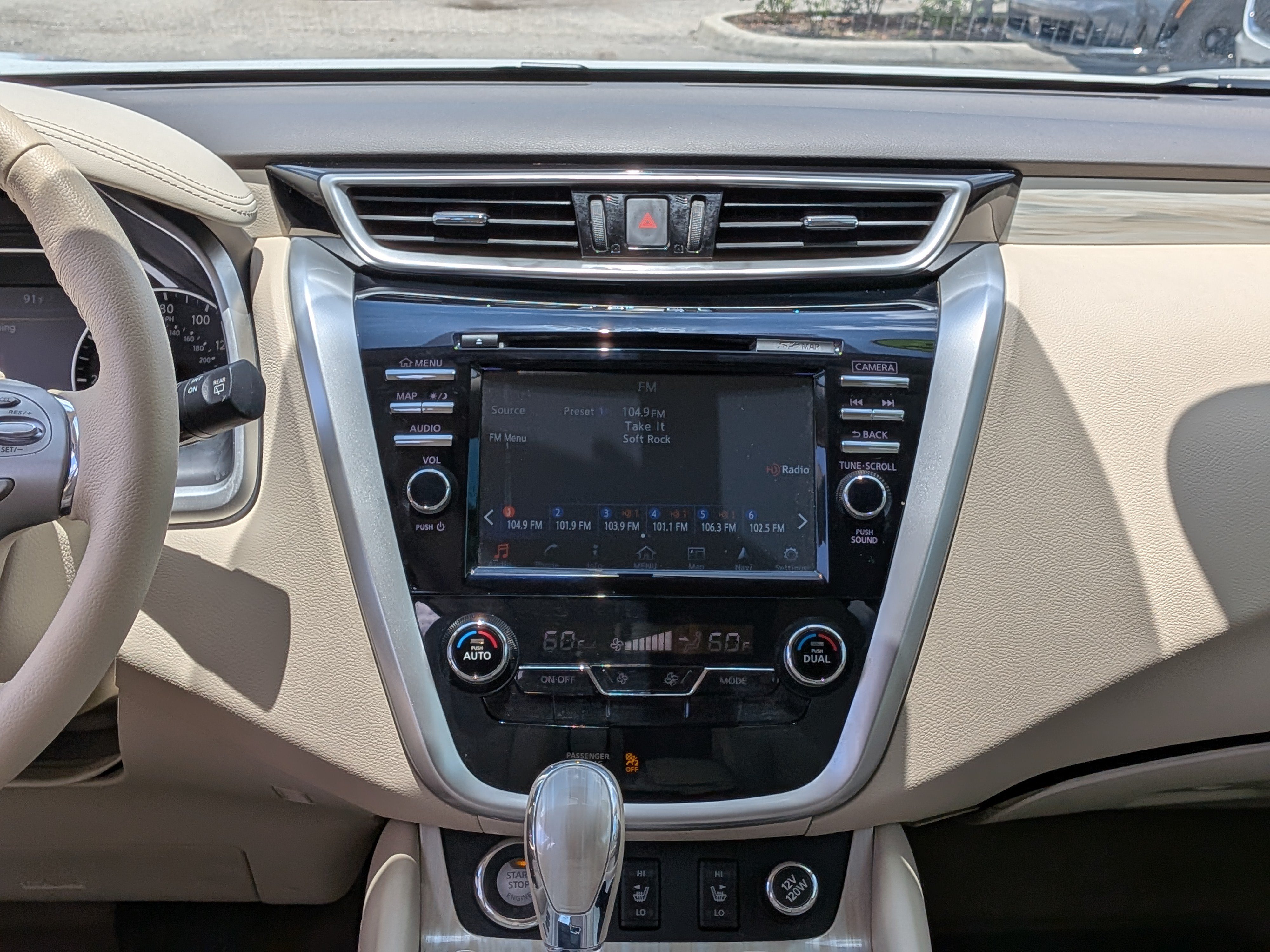 Used 2015 Nissan Murano SL w/ SL Technology Package FWD image 19