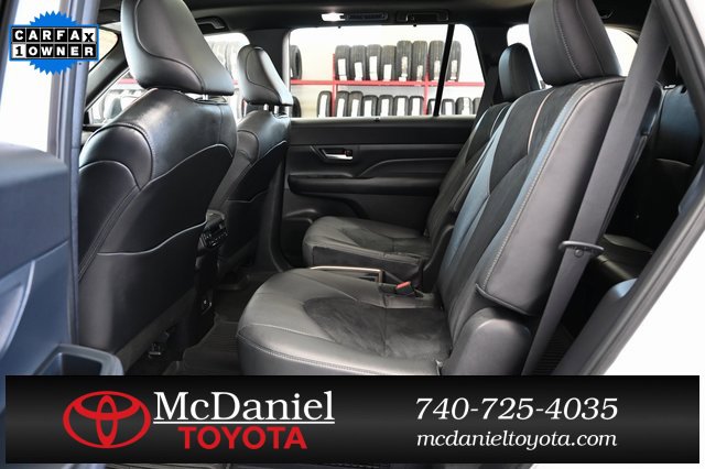 Used 2024 Toyota Grand Highlander AWD Hybrid image 12