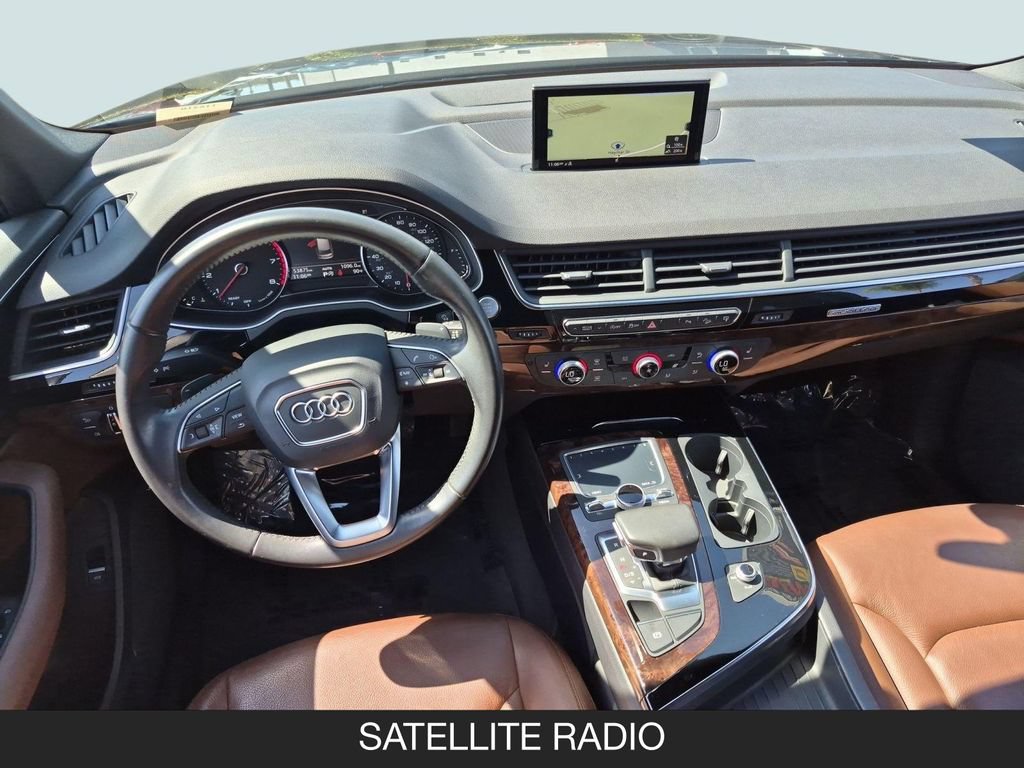 Used 2017 Audi Q7 3.0T Premium AWD/4WD image 13