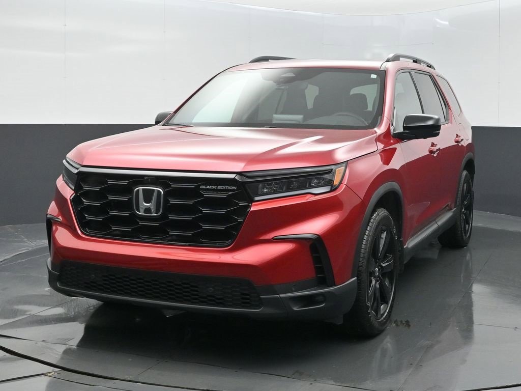 Certified 2025 Honda Pilot Black Edition image 7