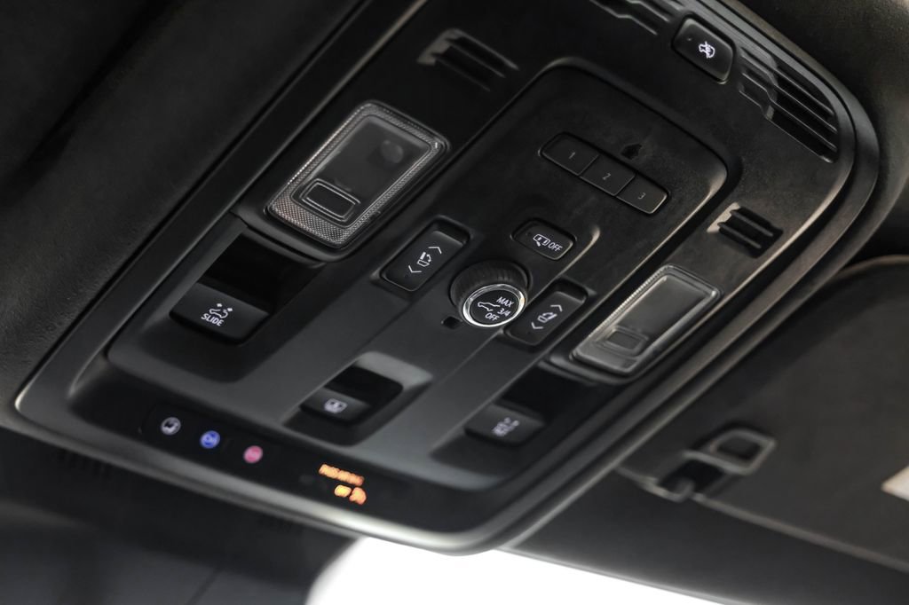 Used 2021 Cadillac Escalade Sport Platinum w/ LPO, Floor Liner Package image 27