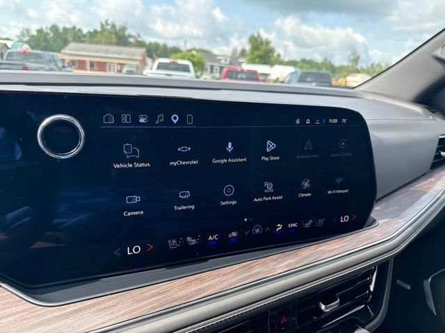 New 2026 Chevrolet Suburban Premier w/ Sun And Tow Package AWD/4WD image 31