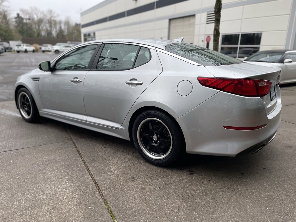 Used 2015 Kia Optima EX image 10