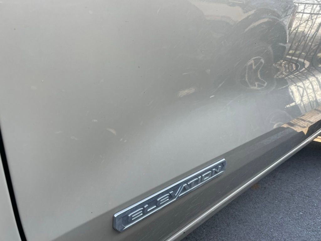 Used 2023 GMC Canyon Elevation w/ Trailering Package image 9