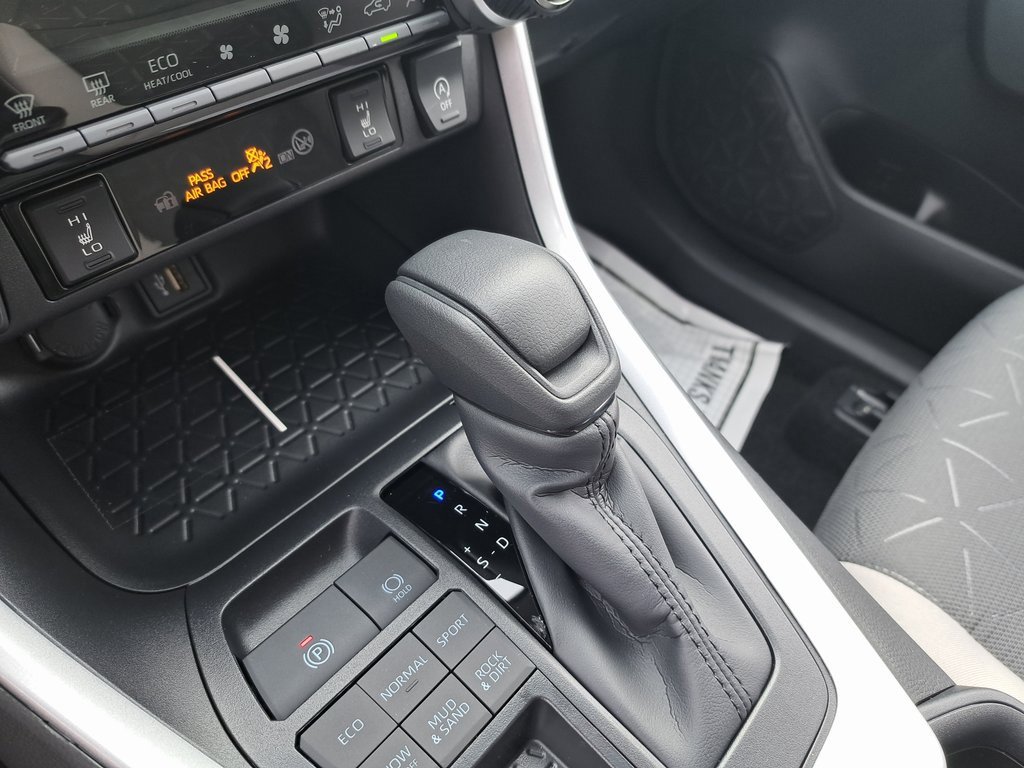 New 2025 Toyota RAV4 XLE image 13