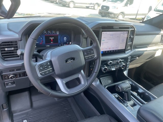 New 2025 Ford F150 XLT w/ Equipment Group 302A MID image 32