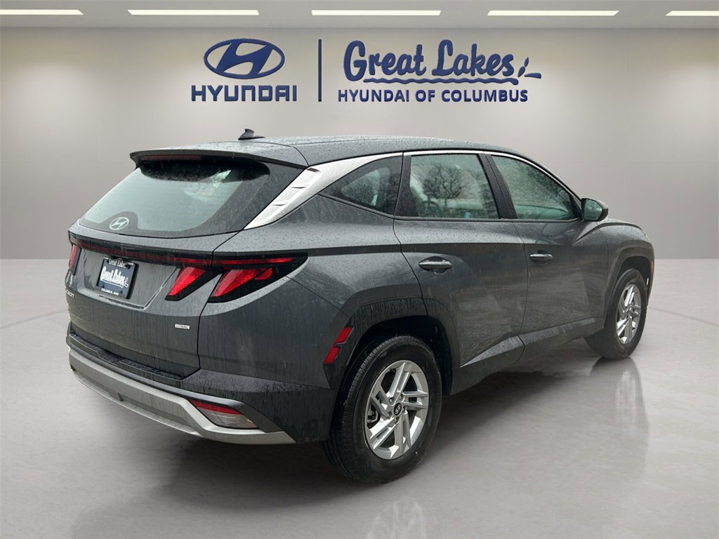 Certified 2025 Hyundai Tucson SE image 5